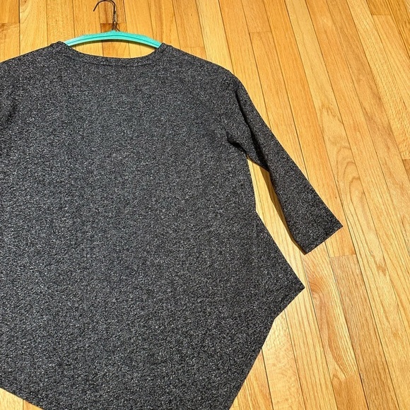 Soft Joie Dark Grey Triangle Sweater Size Medium - Picture 6 of 8